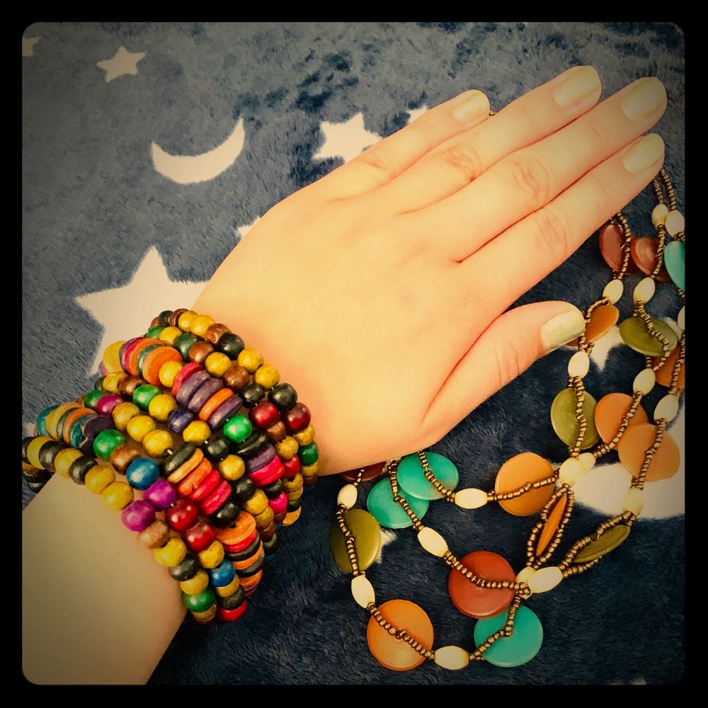 Colorful wood bead bracelet and necklace set